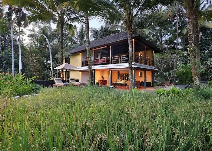 Villa Uma Giri By Genuinehost