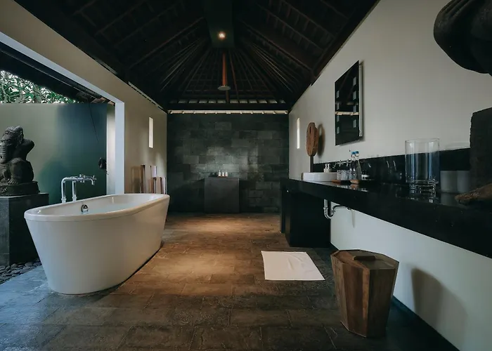 Villa Uma Giri By Genuinehost *